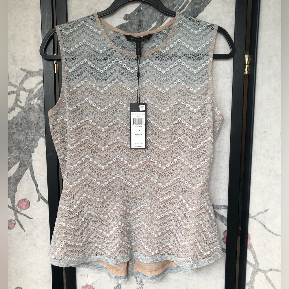 Medium lace flare cinched top